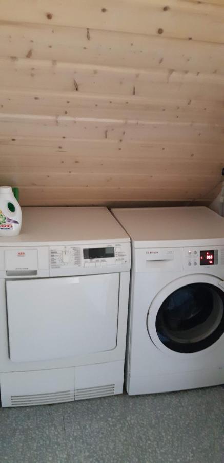 Vakantiehuis Met Hottub En Barrelsauna Омен Екстериор снимка