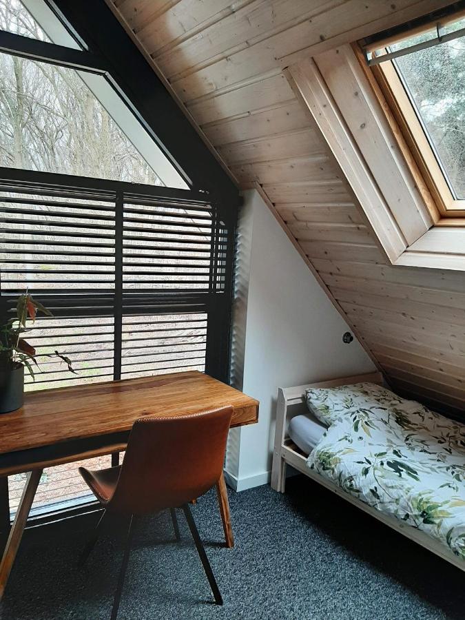 Vakantiehuis Met Hottub En Barrelsauna Омен Екстериор снимка