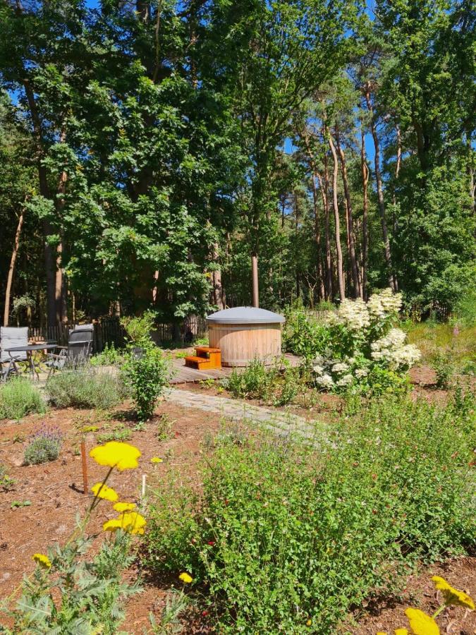 Vakantiehuis Met Hottub En Barrelsauna Омен Екстериор снимка